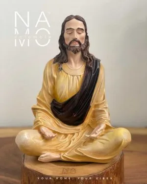 Jesús meditando 25cm amarillo